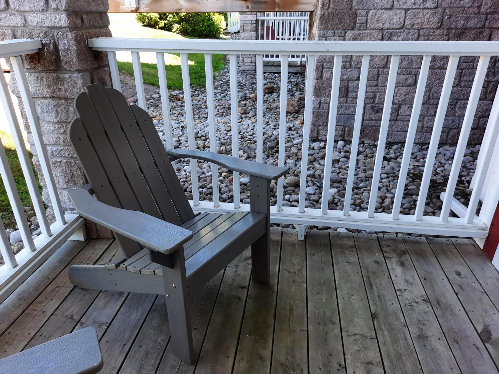Margarita Vacation Getaway Apartment Oro-Medonte Ruang foto
