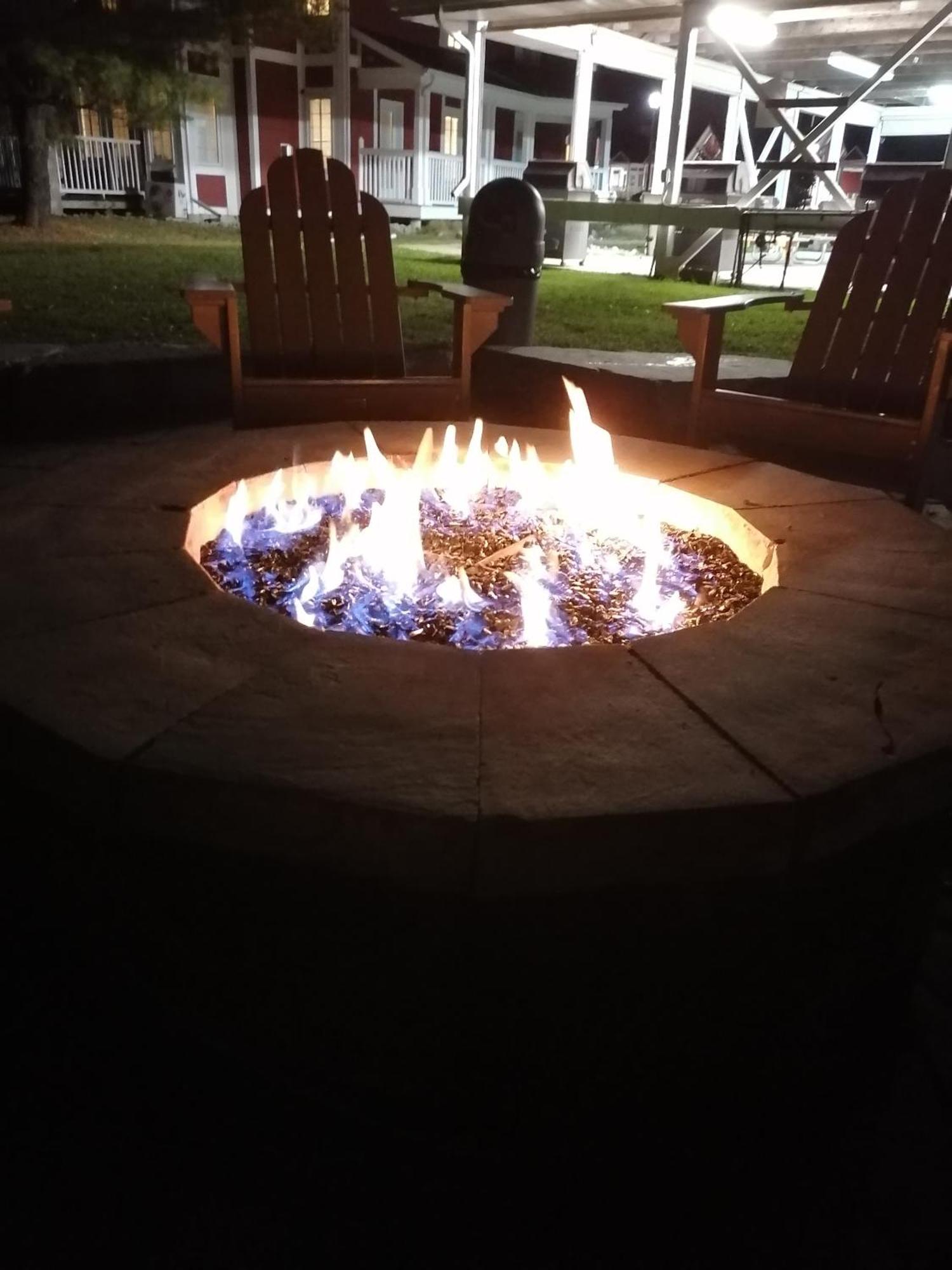 Margarita Vacation Getaway Apartment Oro-Medonte Bagian luar foto