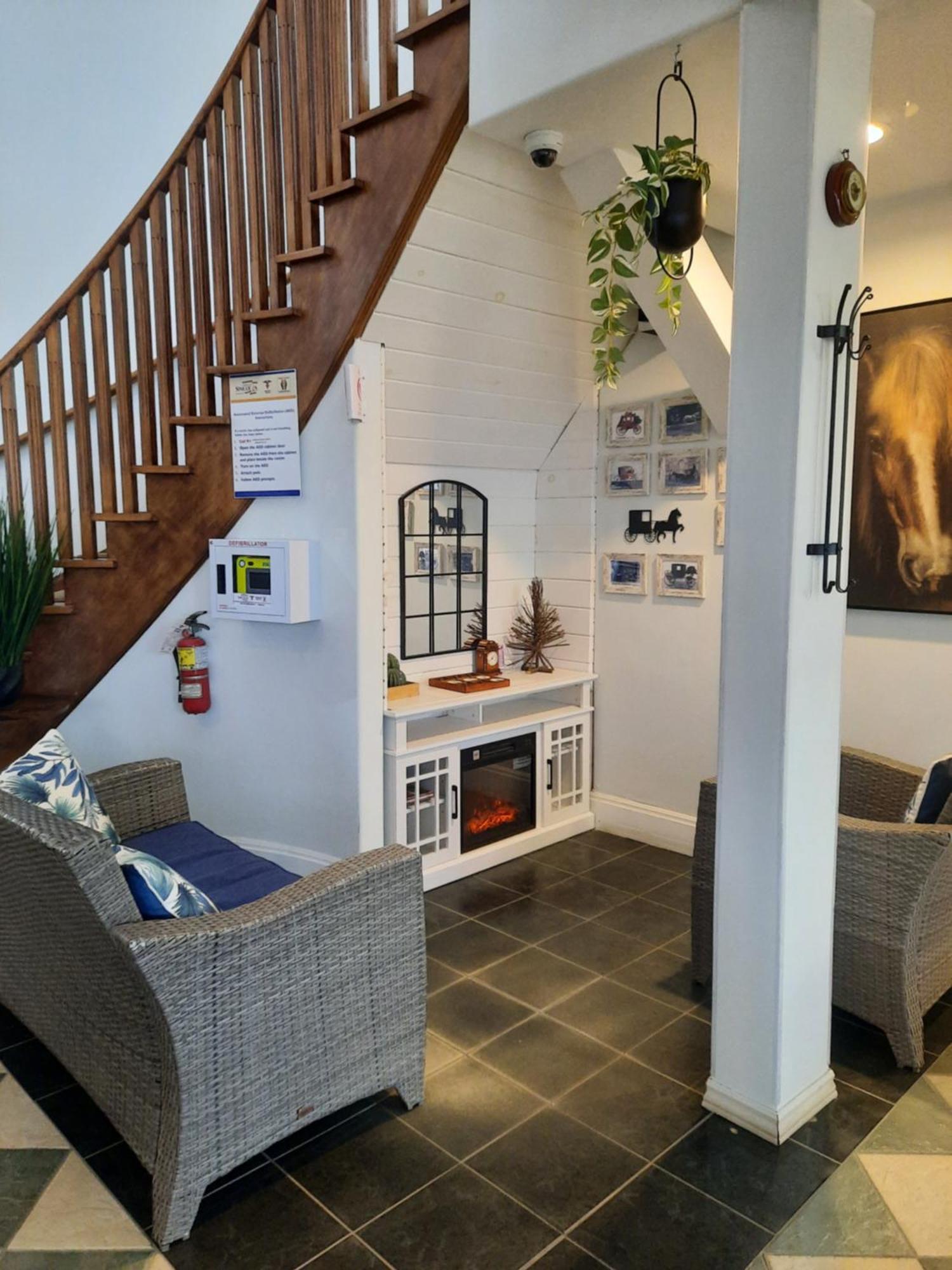 Margarita Vacation Getaway Apartment Oro-Medonte Bagian luar foto